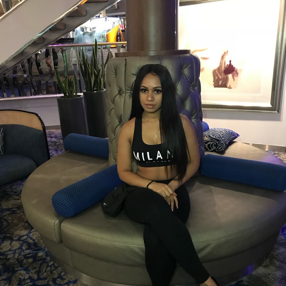Milano Dirouge Set (Leggings and Bra Top)